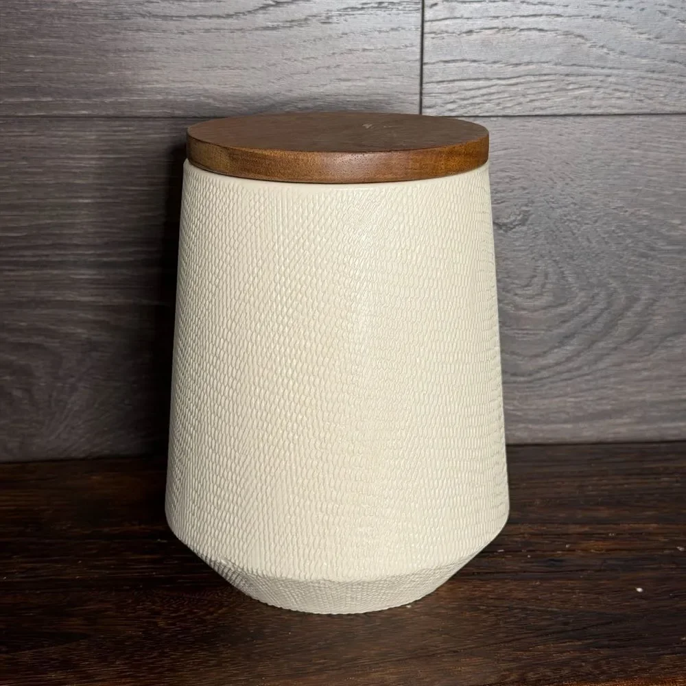 Crate & Barrel Ethan Medium Ceramic Canister in Cream. New!